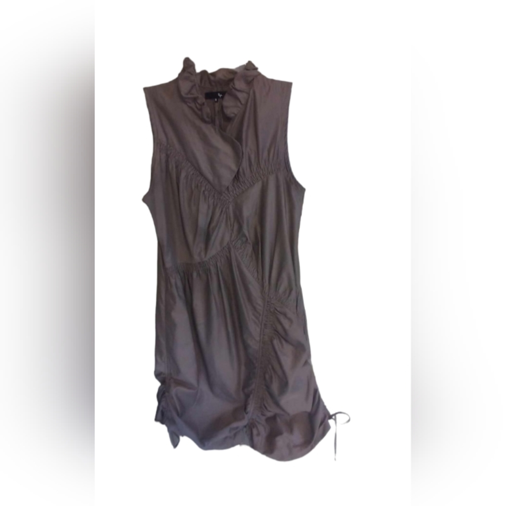 Reys dress size small